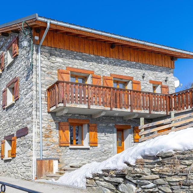 Chalet Balcon de Cime Caron.