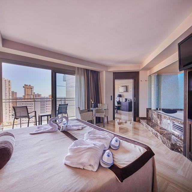 Hotel Sandos Monaco Beach & Spa.