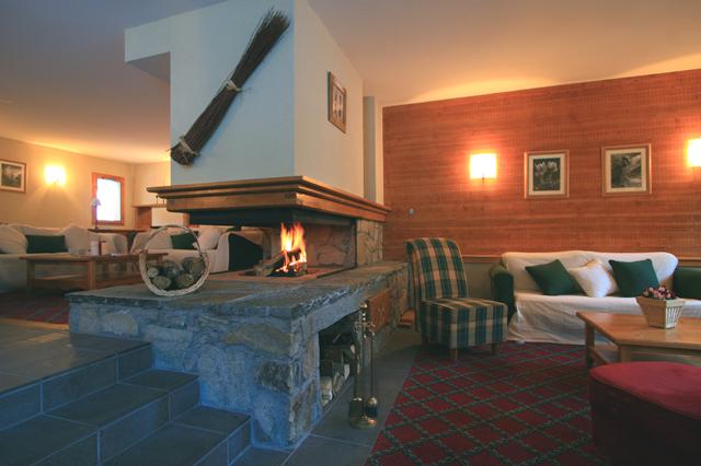 Skiën 4* Frankrijk € 483,- 【8 dagen logies】