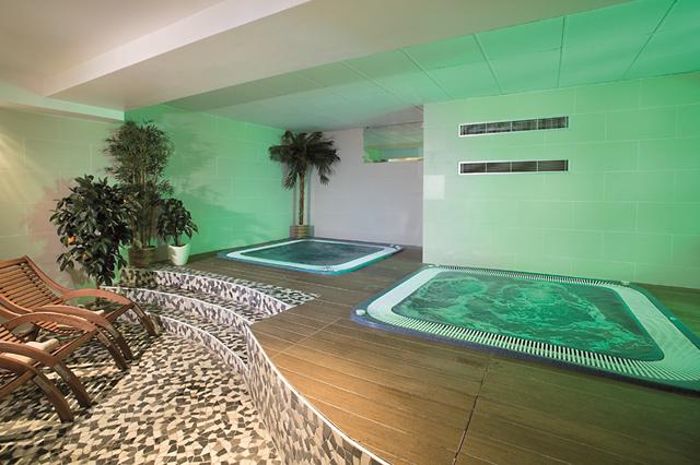 Wellness 3* Le Monêtier-les-Bains - Serre Chevalier Vallée € 669,- 【inclusief skipas】