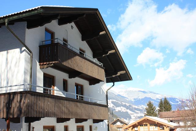 Appartement 4* Mayrhofen € 775,- ▷ restaurant(s), wifi, parkeerplaats, kluisje op kamer, hond is welkom