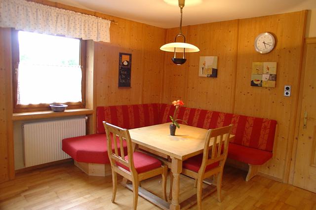 Appartement 4* Mayrhofen € 775,- ▷ restaurant(s), wifi, parkeerplaats, kluisje op kamer, hond is welkom