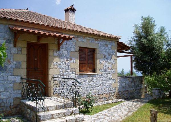 villas-maniatiko-village