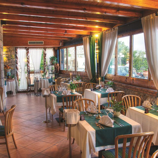 hotel-ariston