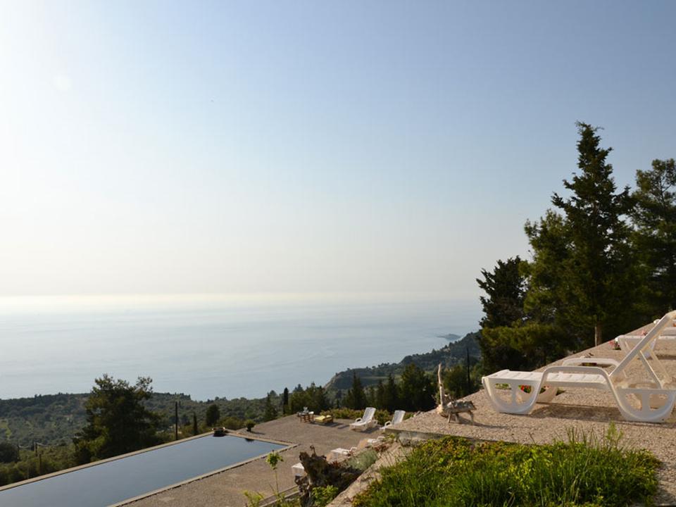 Perigiali Foto: 2 van 4