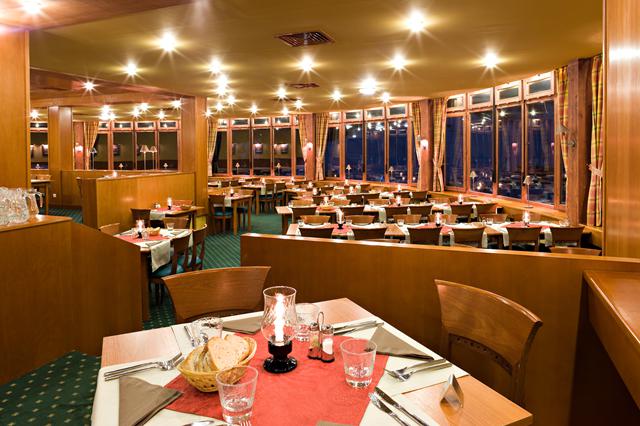 2-persoonskamer standaard 3* La Plagne € 735,- 【met de hele familie】