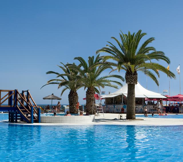 hotel-tahiti-playa-logies-en-ontbijt