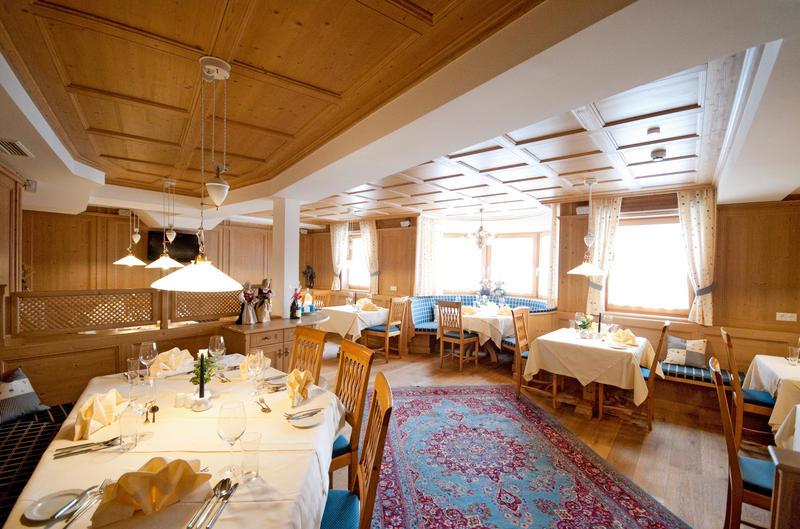 8 Dagen halfpension Hotel Amadeus