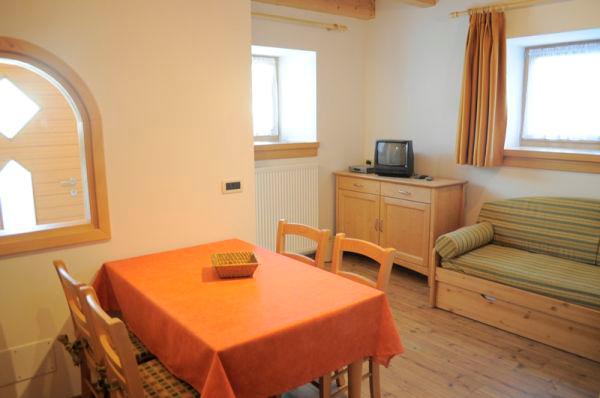 Skiën 3* Dolomiti Superski € 905,- ⁂ wifi, kluisje op kamer, parkeerplaats, restaurant(s)