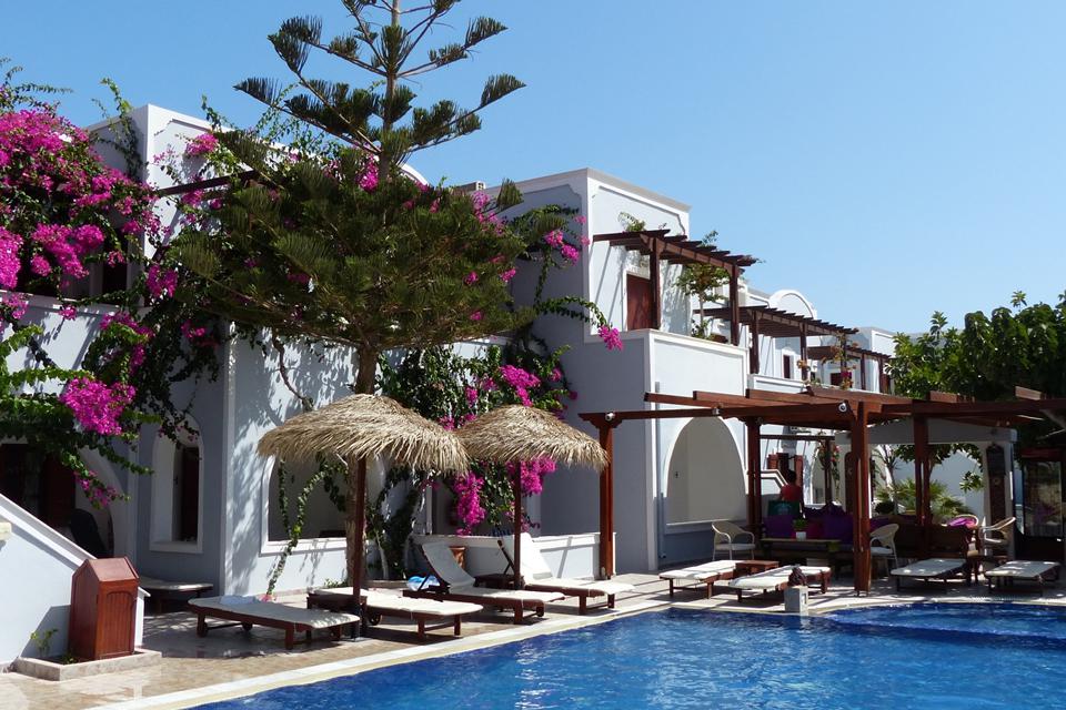 Hotel Black Sand