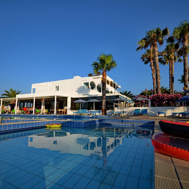 hotel-tropical-sol