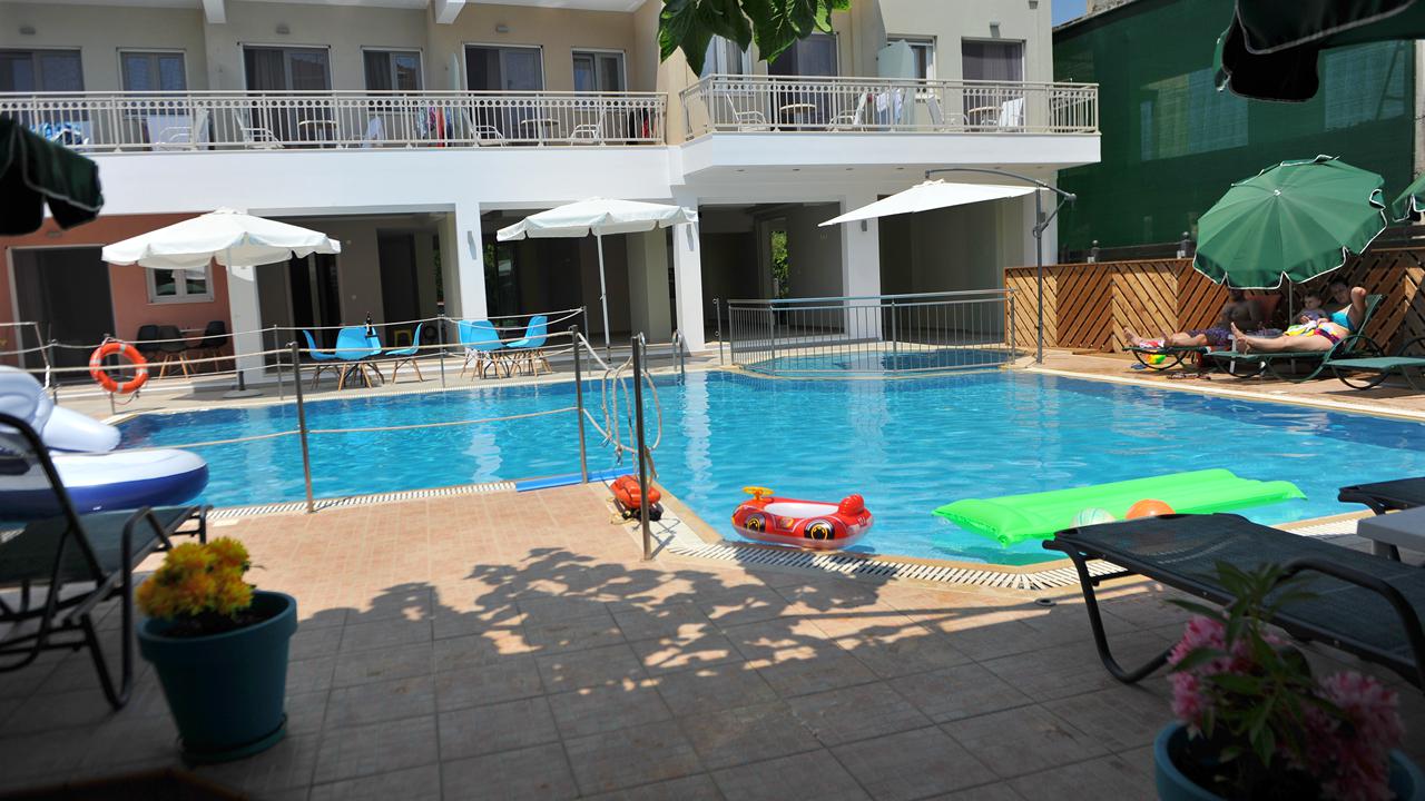 impressie Studio's Aggelos Deluxe