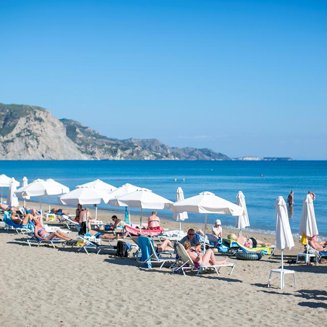 hotel-louros-beach