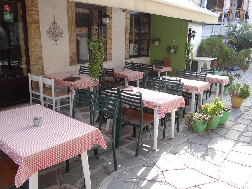 Ouranoupoli - Athos Foto: 4 van 17