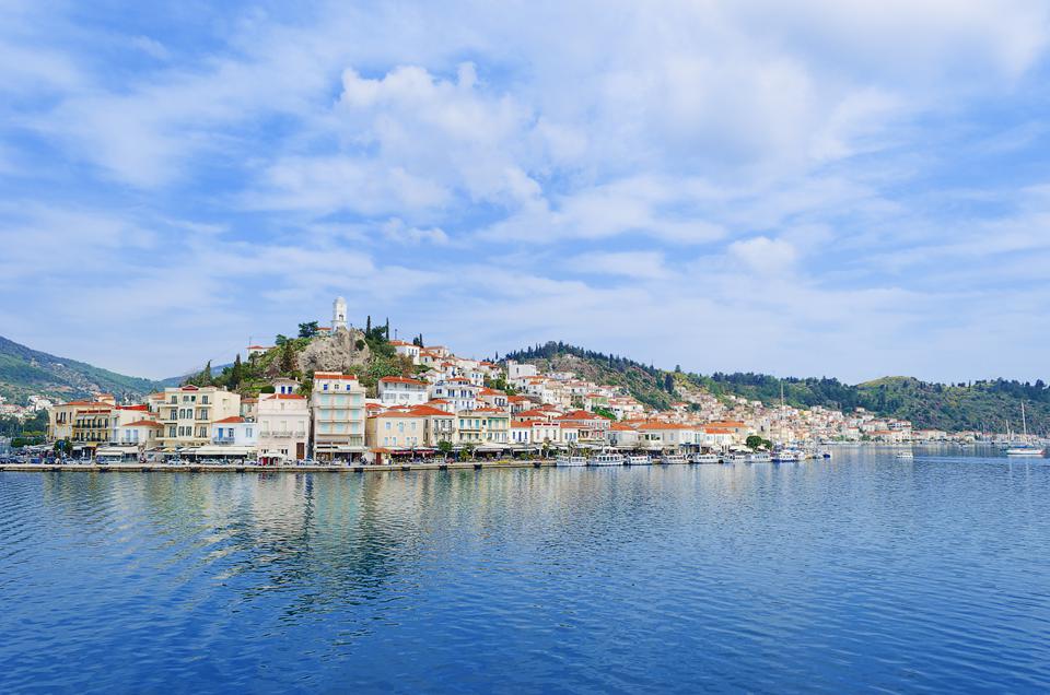 Poros-stad Foto: 2 van 6