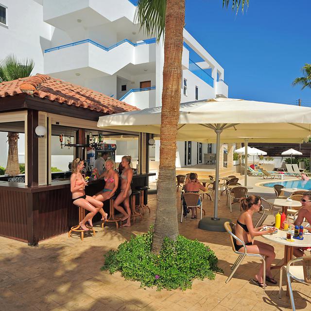 aparthotel-petrosana