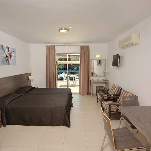 aparthotel-petrosana