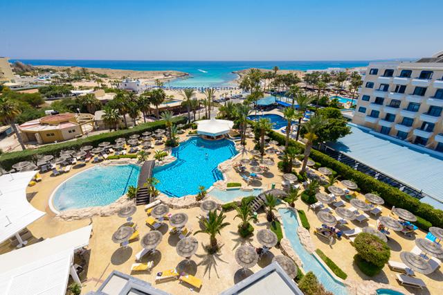 Vakantie 4* adults only Ayia Napa € 644,- 【restaurant(s), zwembad】