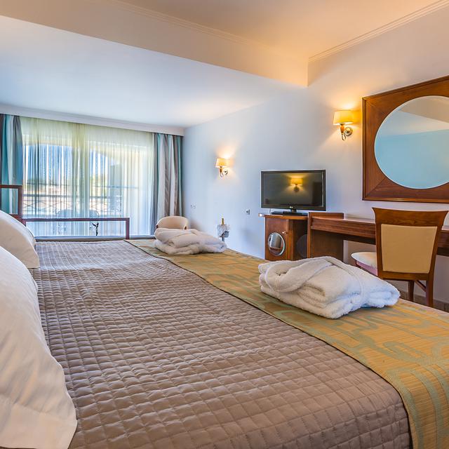 kipriotis-maris-suites