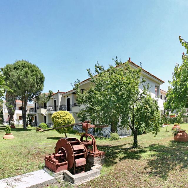 hotel-pela