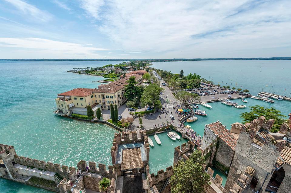 Sirmione Foto: 1 van 8
