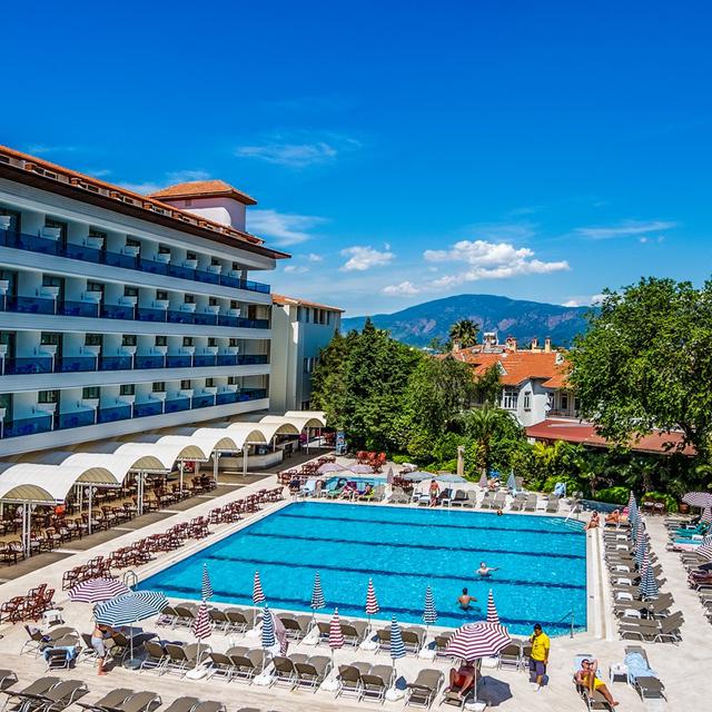 hotel-letoile-beach