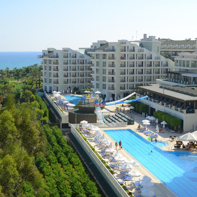 hotel-royal-atlantis-spa-resort