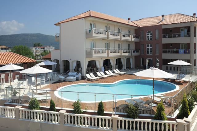 Zon 4* Griekenland € 616,- 【Sunweb】