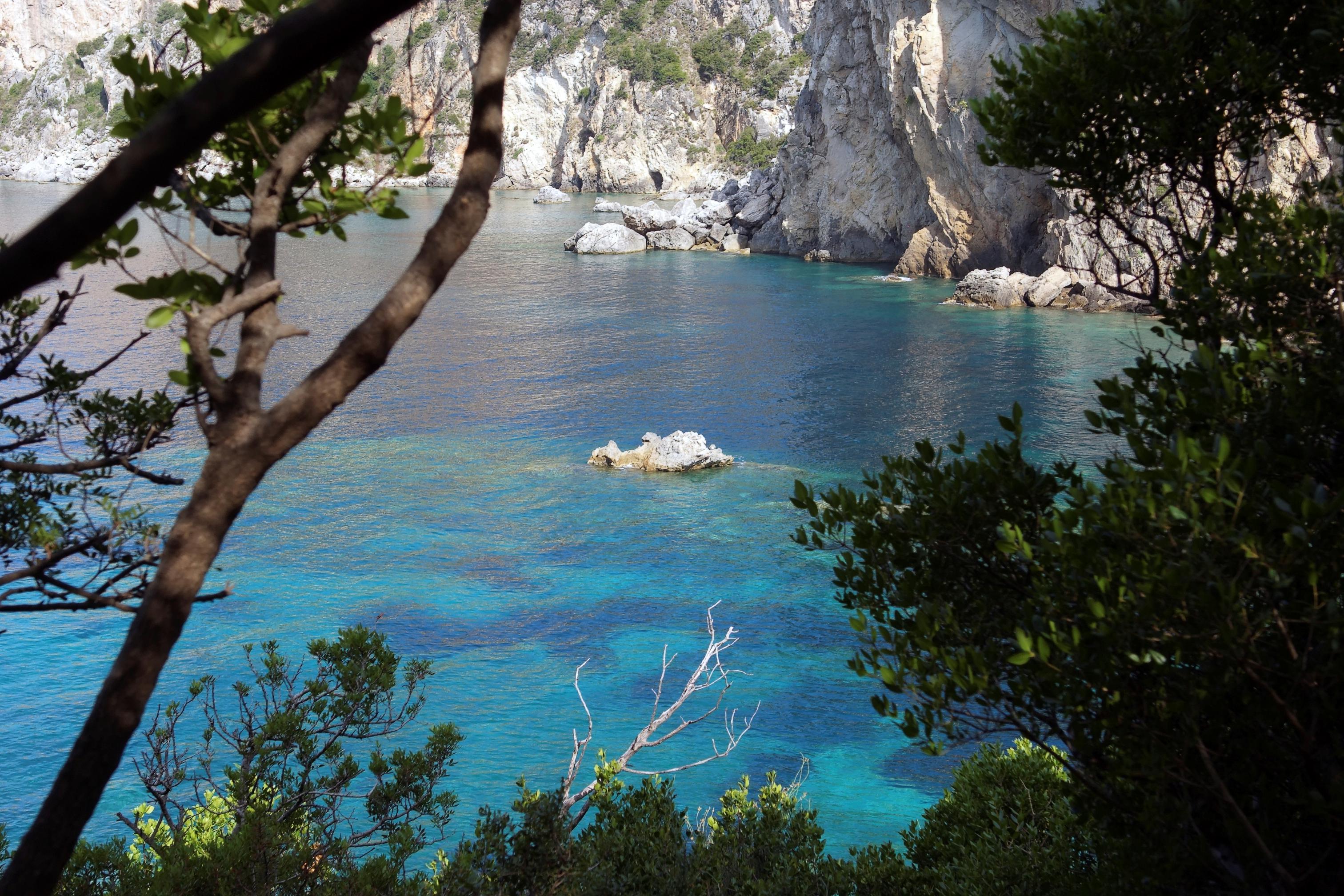 Ermones Foto: 2 van 4