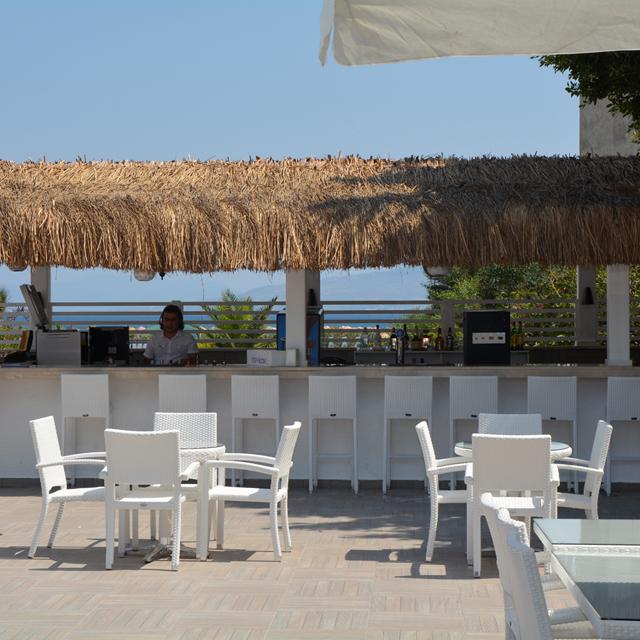 hotel-bendis-beach