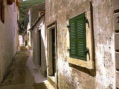 Ermones Foto: 3 van 4