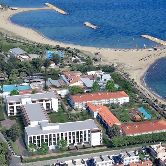 hotel-estival-el-dorado-resort