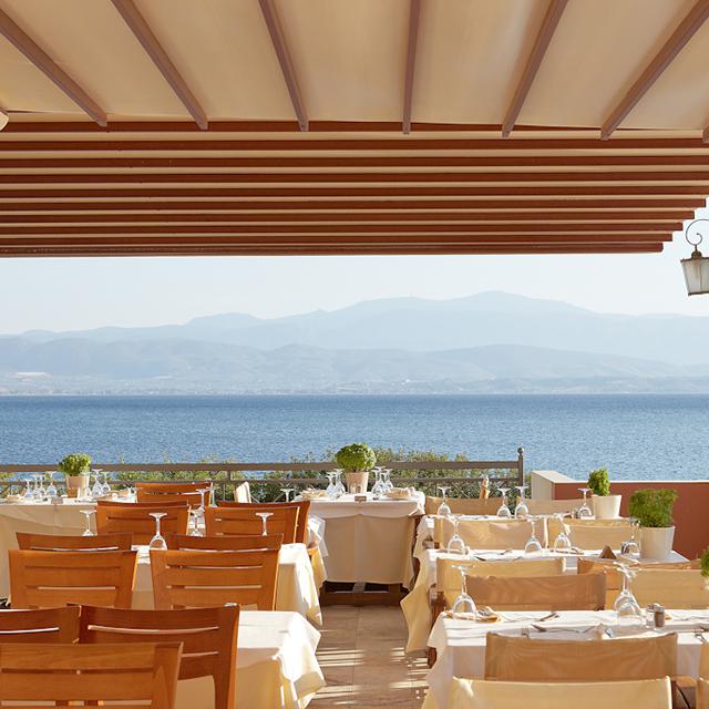 hotel-negroponte-resort