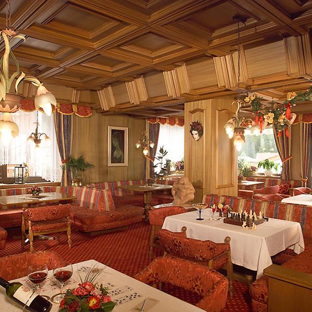 hotel-astor-suites-logies-en-ontbijt