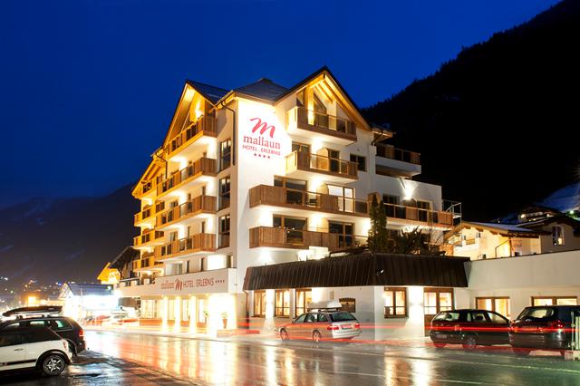 Ontspanning 4* See € 955,- 【restaurant(s), kluisje op kamer, parkeerplaats, hond is welkom, fitness, sauna, zwembad, tennisbaan, wellness, wifi】