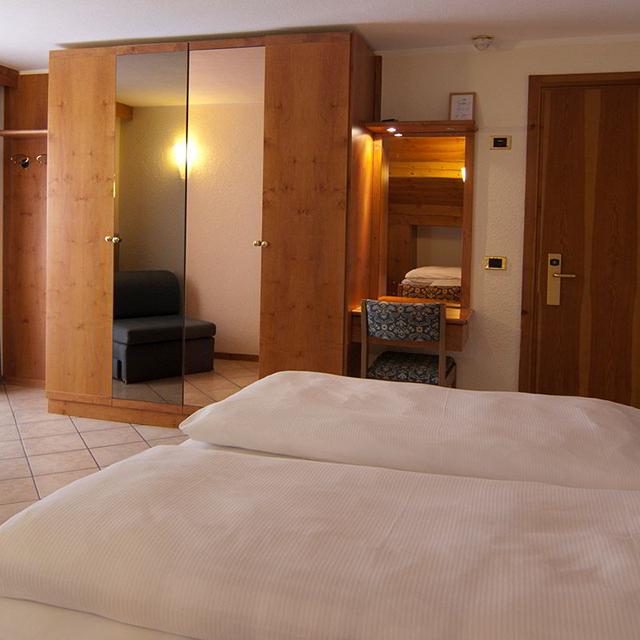hotel-paradiso