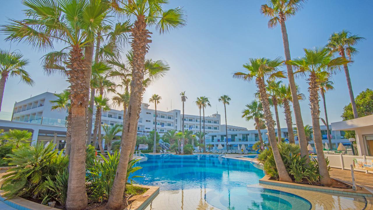 Tsokkos The Dome Beach Hotel & Resort