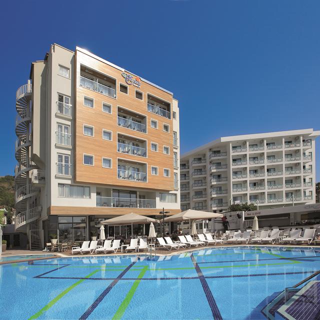 hotel-cettia-beach-resort-adults-only