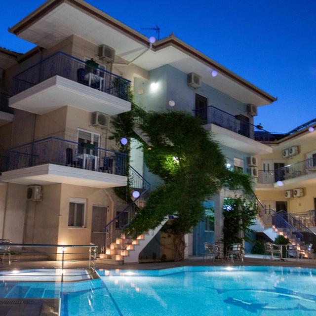 hotel-stratos