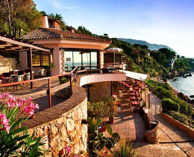 hotel-calanica