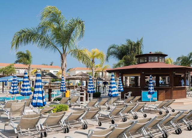 tsokkos-paradise-village-aparthotel