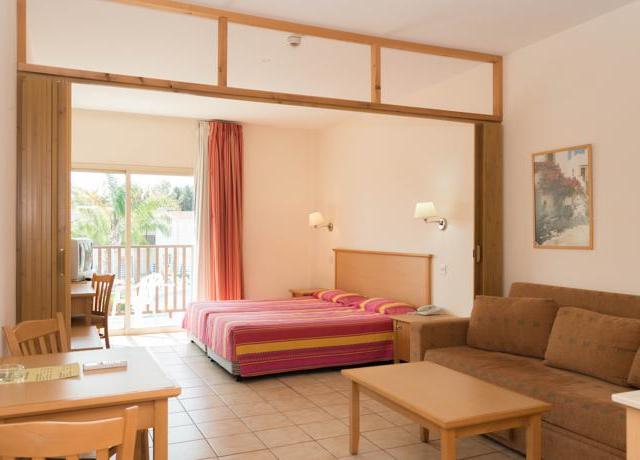 tsokkos-paradise-village-aparthotel