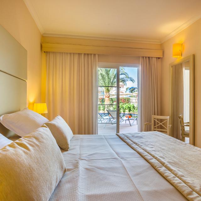 aparthotel-zafiro-can-picafort