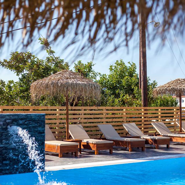 hotel-essential-summer-adults-only