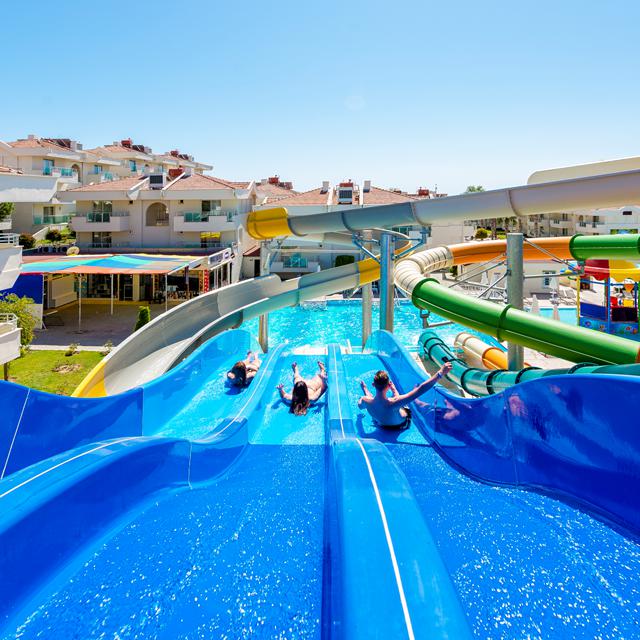 hotel-dream-world-hill