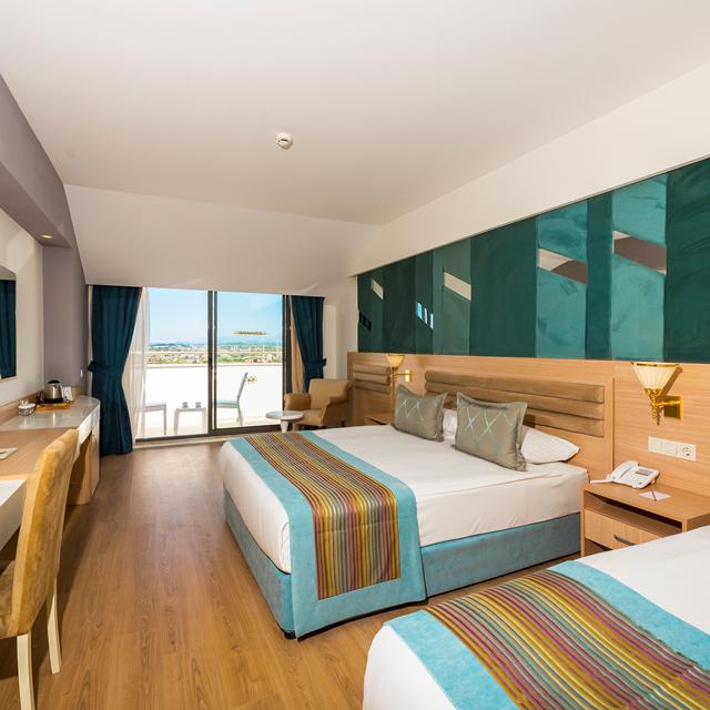 hotel-dream-world-hill