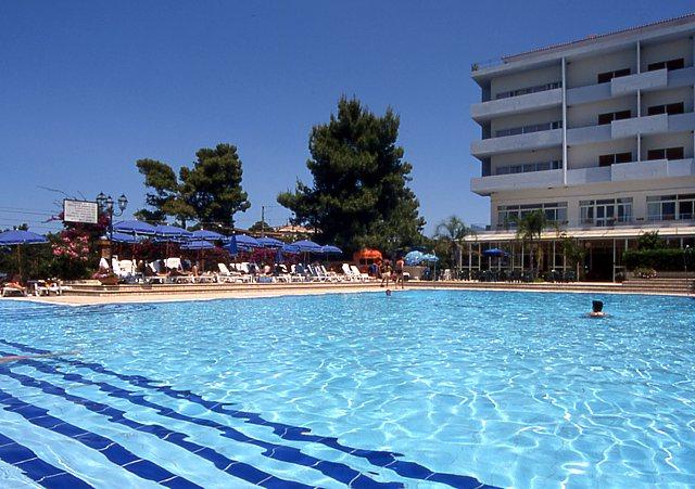 hotel-santa-lucia-le-sabbie-doro