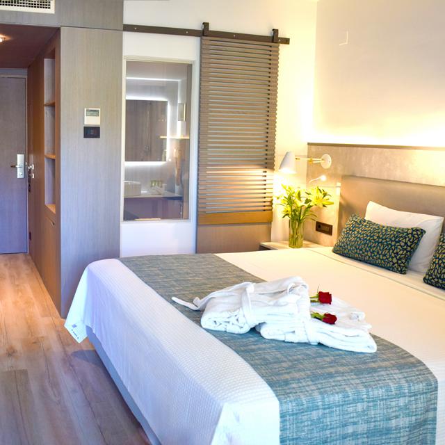 hotel-minos-mare-beach