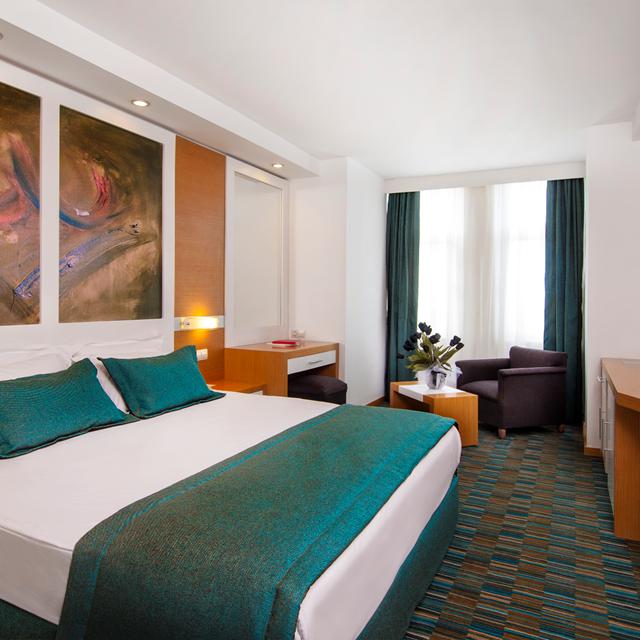 Hotel Ladonia Adakule