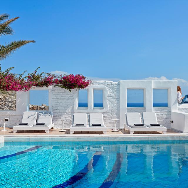 hotel-mr-mrs-white-paros